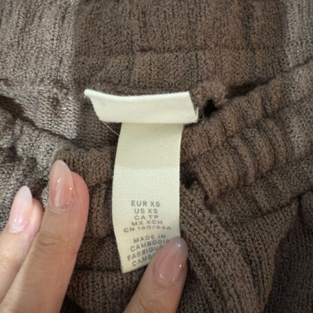 H&M Knit Set - Picture 4 of 4